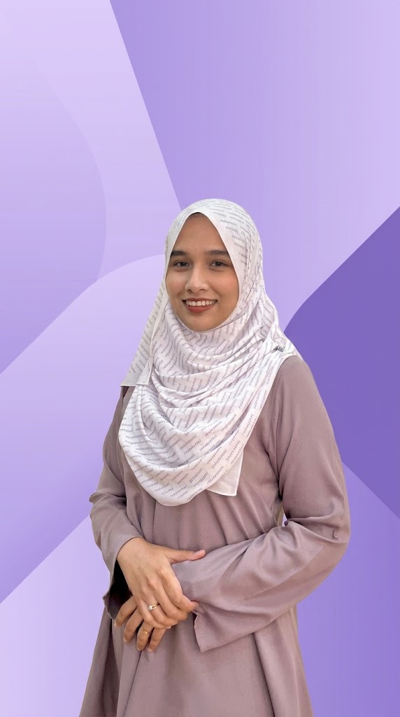 Dr Julia